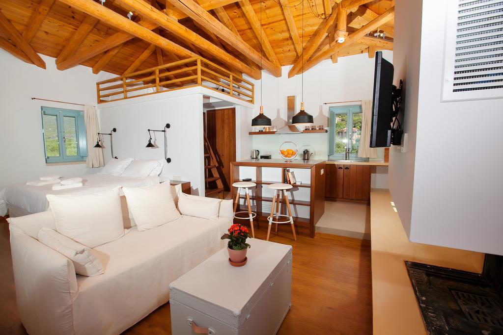 Lithos Guesthouse Kardamili Ngoại thất bức ảnh
