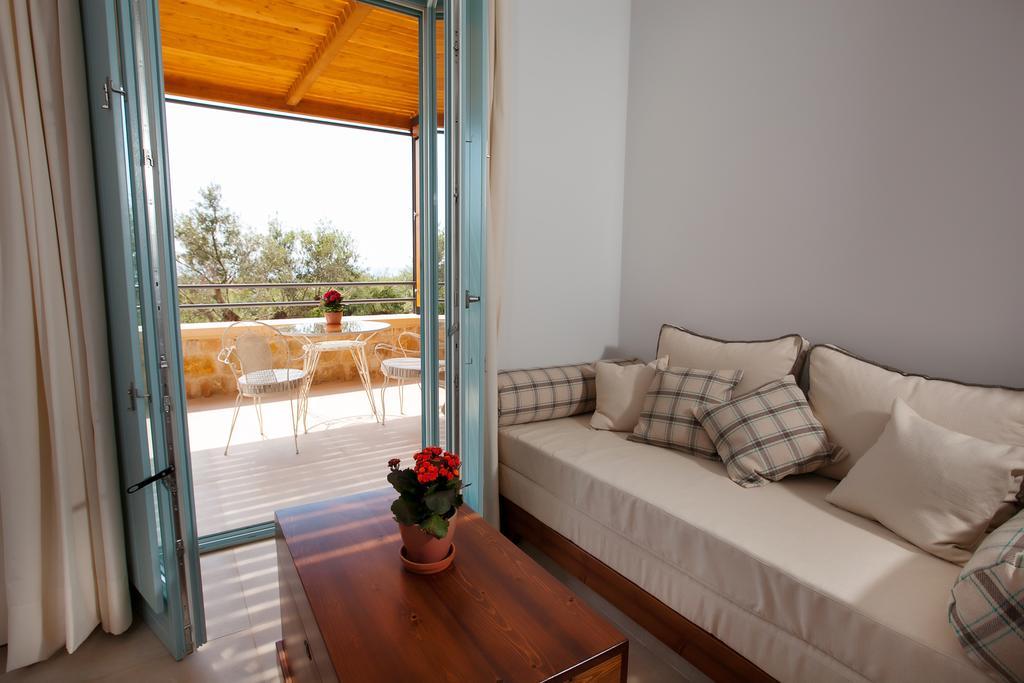Lithos Guesthouse Kardamili Ngoại thất bức ảnh