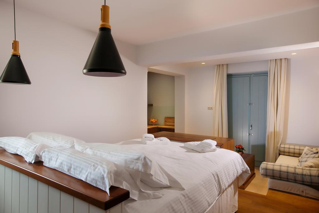 Lithos Guesthouse Kardamili Ngoại thất bức ảnh